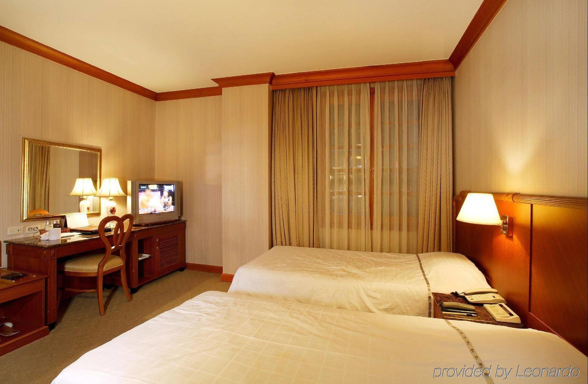 Karak Tourist Hotel Seoul Exterior photo